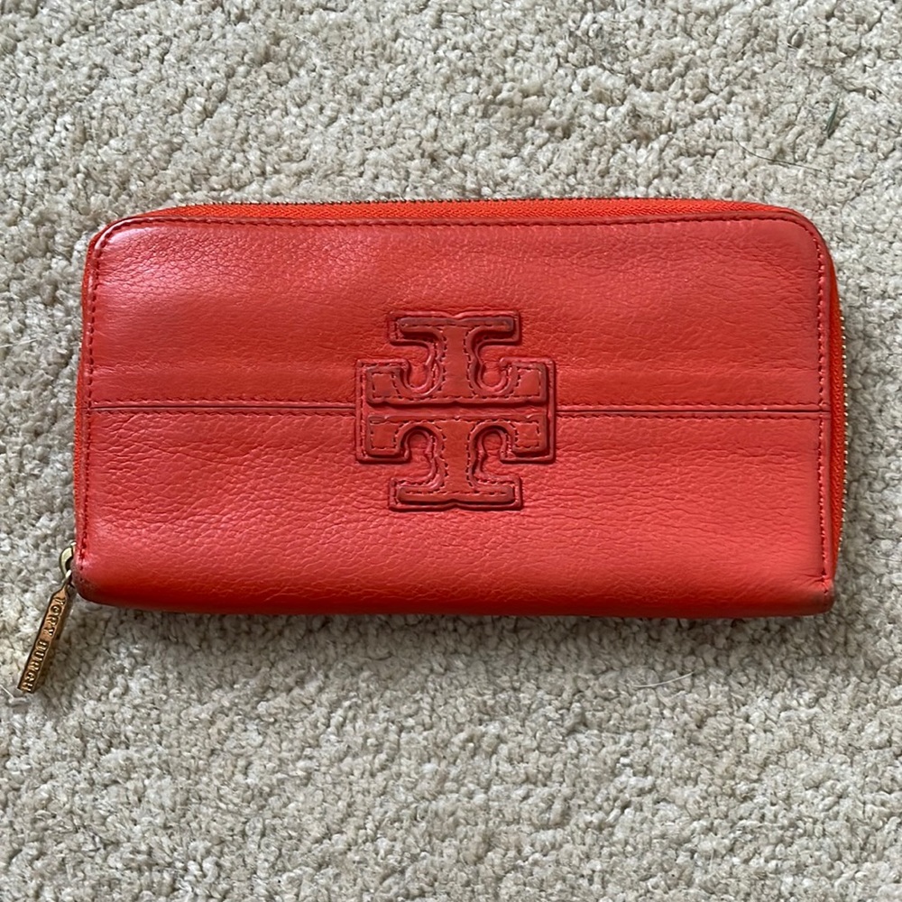 Tory Burch wallet